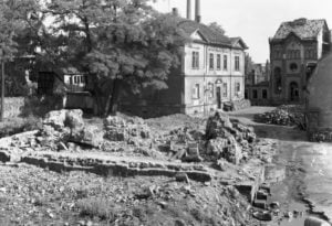 Ruins of worm synagogue after WWII