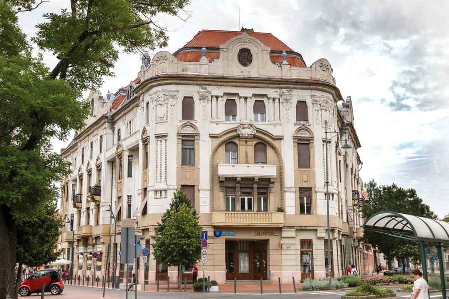 Forbát House