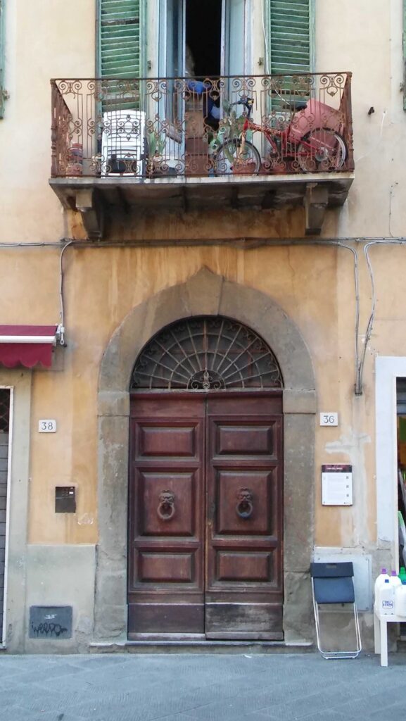Via Cavalca Old Synagogue