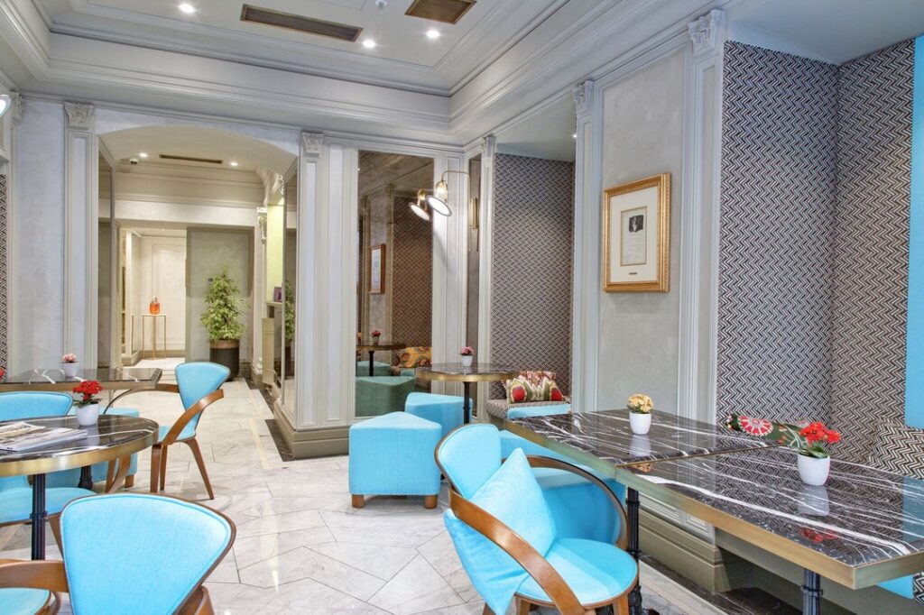 Art Gallery Hotel