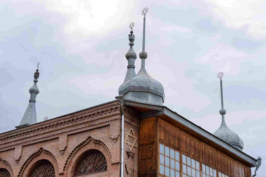 Six Dome Synagogue – “Alti Gumbaz”