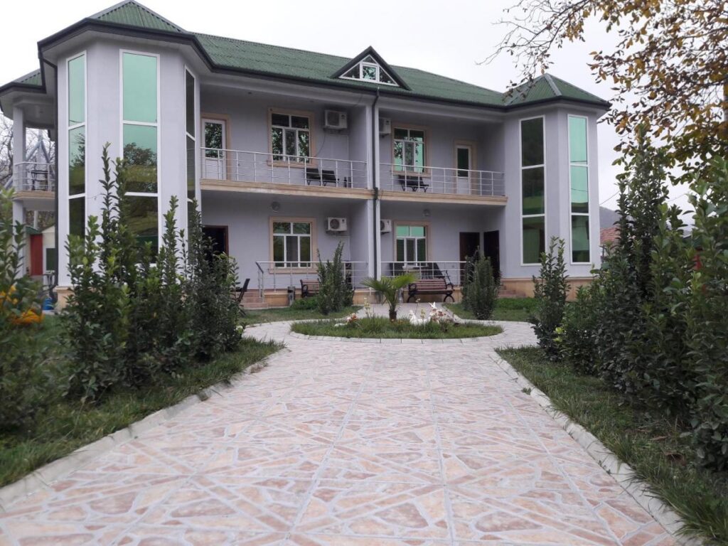 LT hotel Oghuz