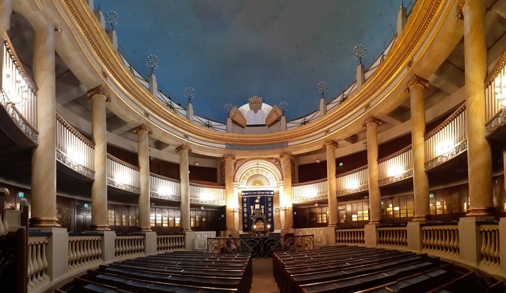 Stadttempel Synagogue
