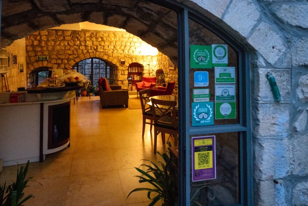 Artists’ Colony Inn
