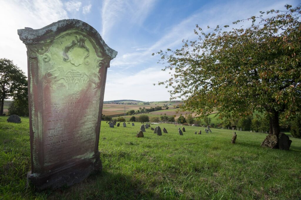 Ettendorf Cemetery