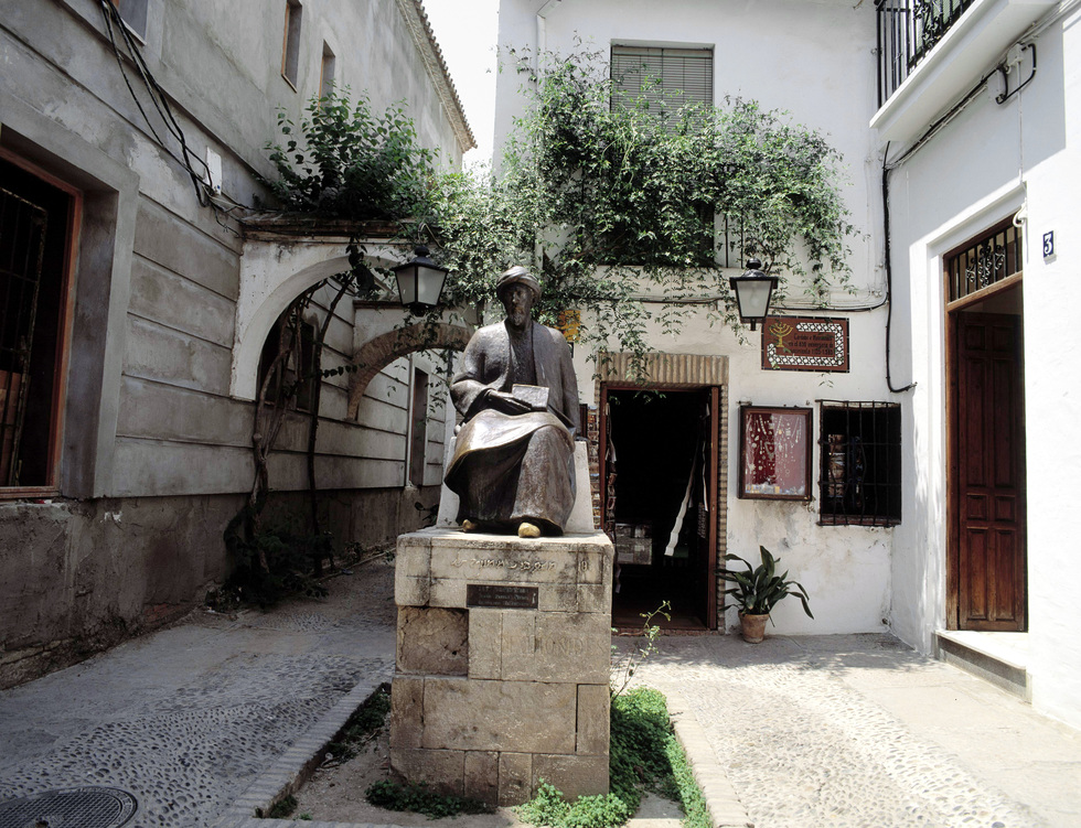 Maimonides Square