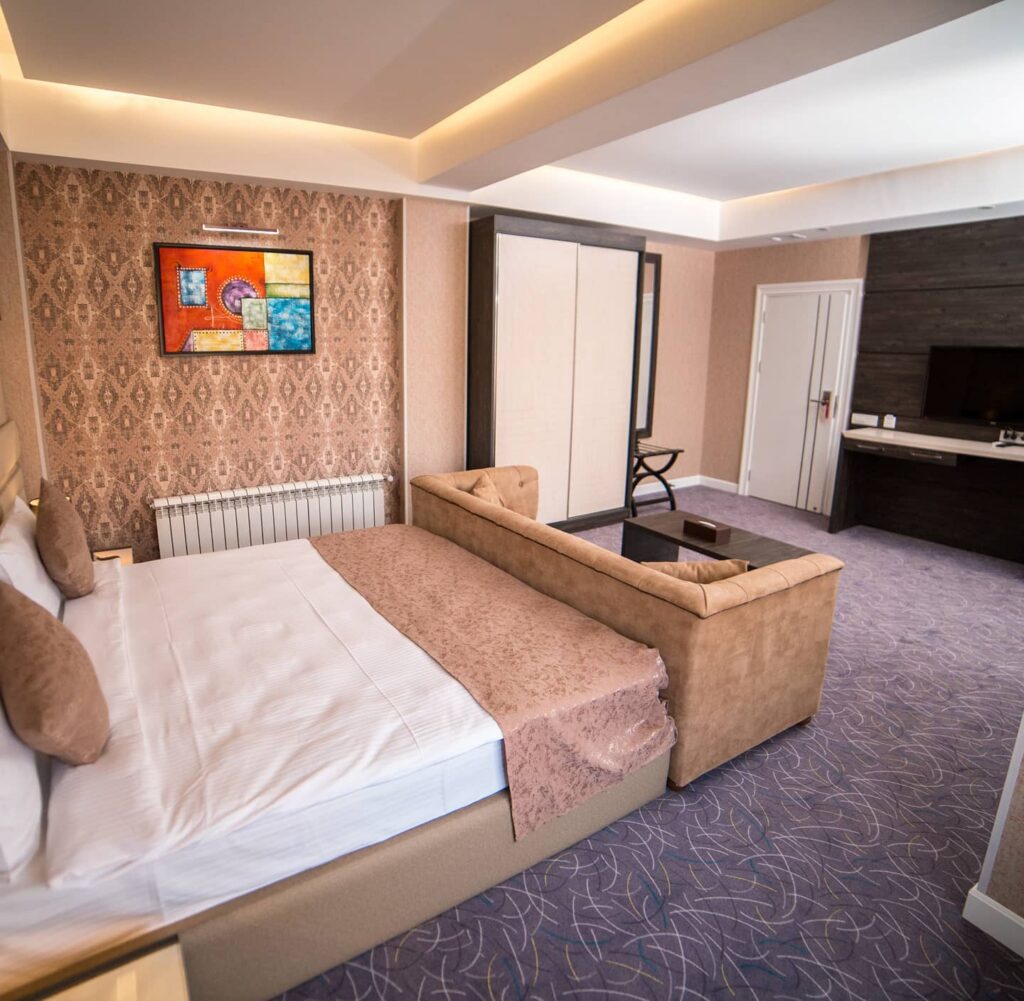 Parkway Inn