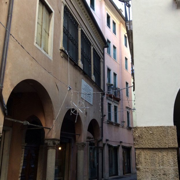 Italian Synagogue