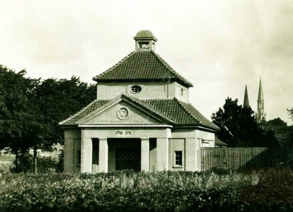 Synagogue and Former Jewish Cemetery