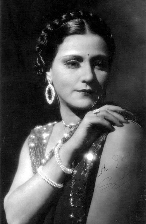 Journey Through Jewish Mumbai: Exploring the History and Culture