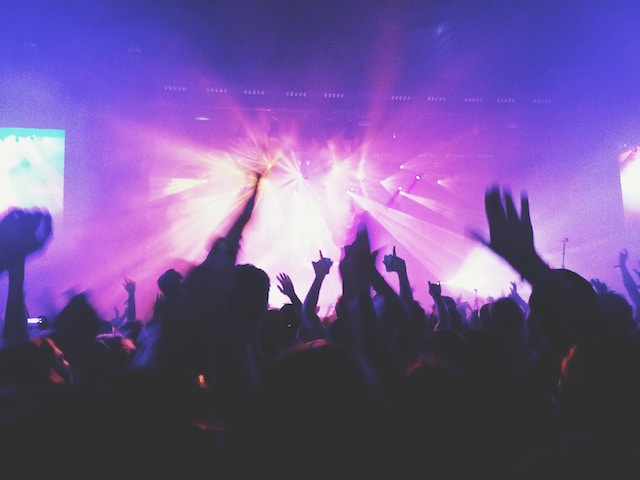 6 Iconic Israeli Summer Festivals You Can’t Miss in August | Shayna Michael